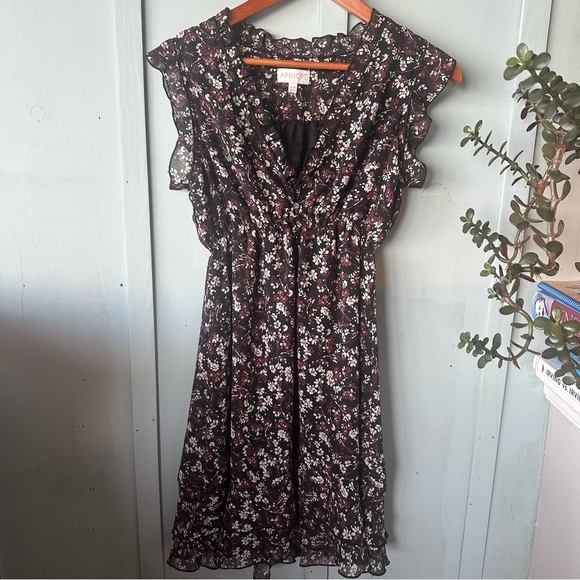 APRICOT Black and Purple Floral Dress - Picture 2 of 5
